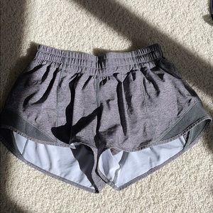 Lulu lemon Hotty hot short 2.5”